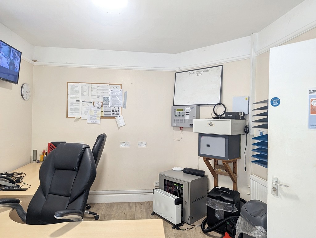 Greensands, Oak Lane, Sevenoaks, Kent, TN13 1UH