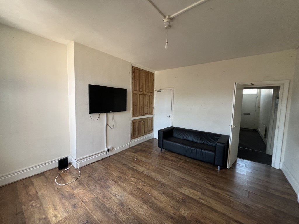 473 Queens Road, Sheffield, South Yorkshire, S2 4DR