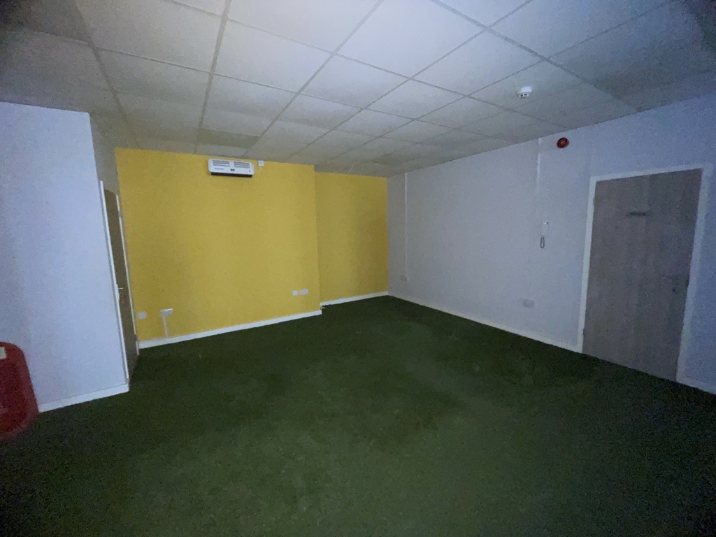 Office Suite, 63-65 Acton House, Scoresby Street, Bradford, West Yorkshire, BD1 5EN