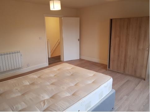 9-11 Bolton Road, Worsley, Manchester, Greater Manchester, M28 3AX