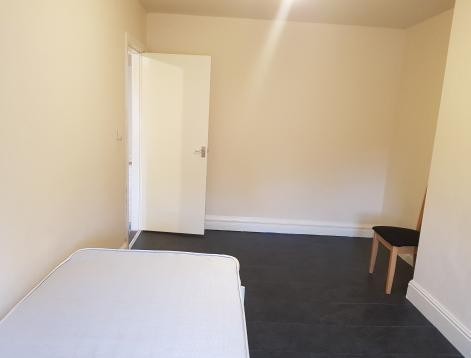 9-11 Bolton Road, Worsley, Manchester, Greater Manchester, M28 3AX