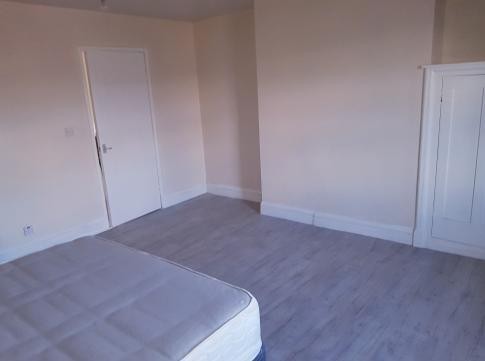 9-11 Bolton Road, Worsley, Manchester, Greater Manchester, M28 3AX