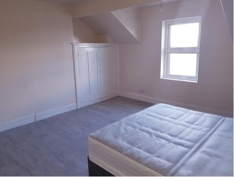 9-11 Bolton Road, Worsley, Manchester, Greater Manchester, M28 3AX