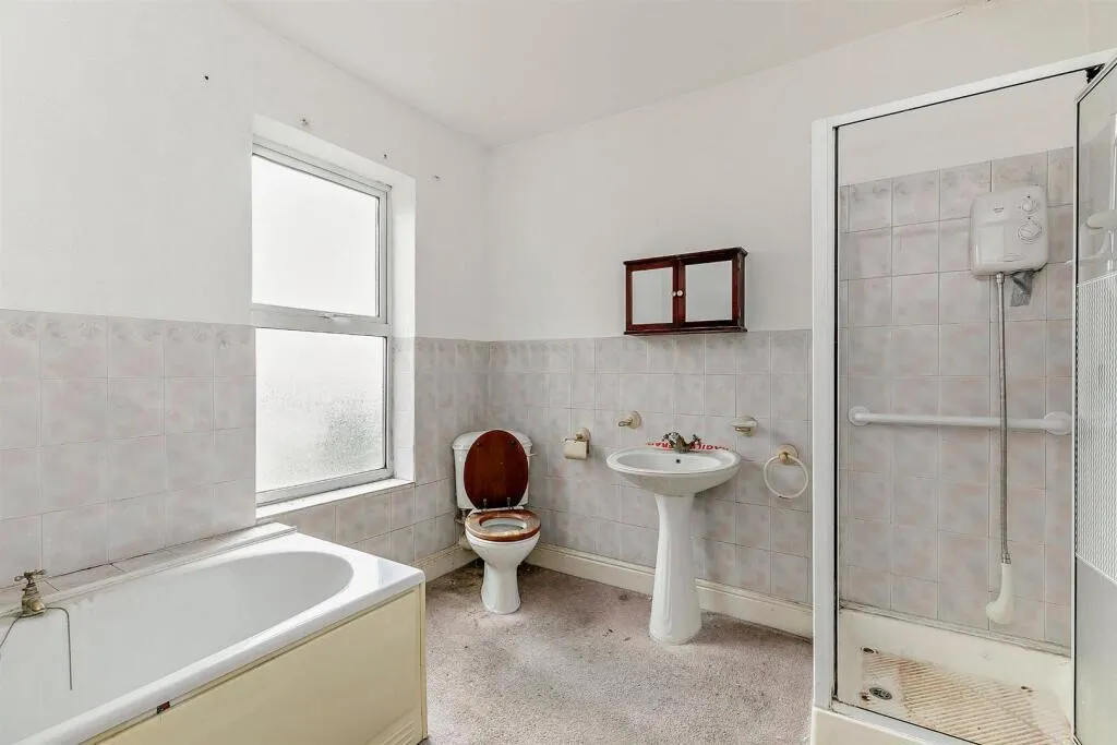 13 Wheatcroft Road, Rawmarsh, Rotherham, South Yorkshire, S62 5JR