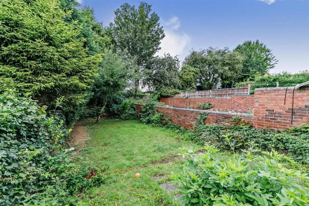 13 Wheatcroft Road, Rawmarsh, Rotherham, South Yorkshire, S62 5JR