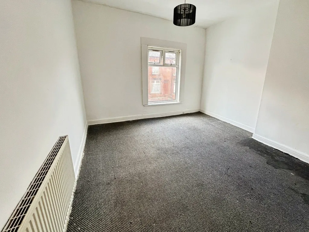 8 Osborne Grove, Bolton, Lancashire, BL1 3BN