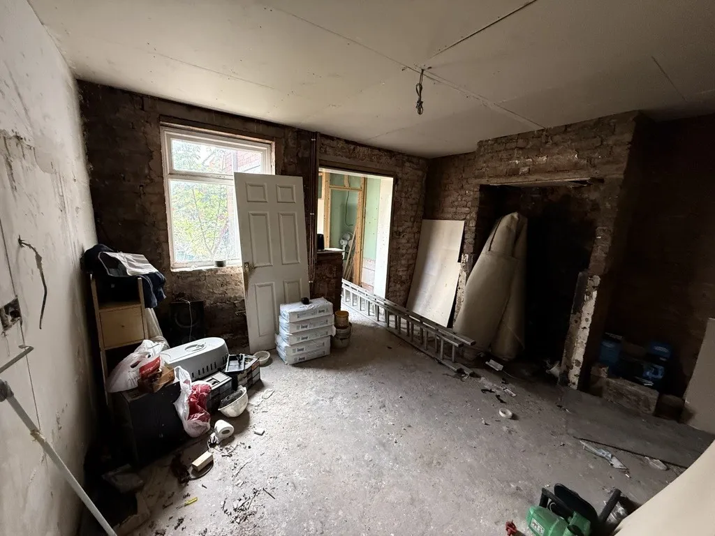 11 Compton Street, Chesterfield, Derbyshire, S40 4TA