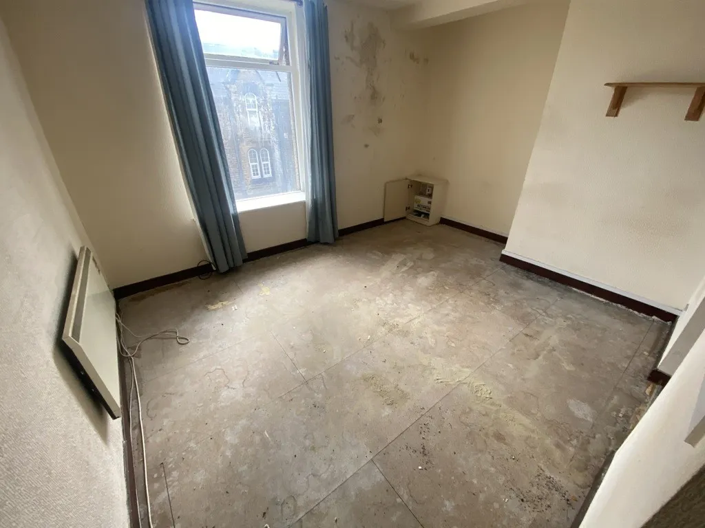 Flats 1-14, 1 & 3 Bath Street, Huddersfield, West Yorkshire, HD1 5BQ