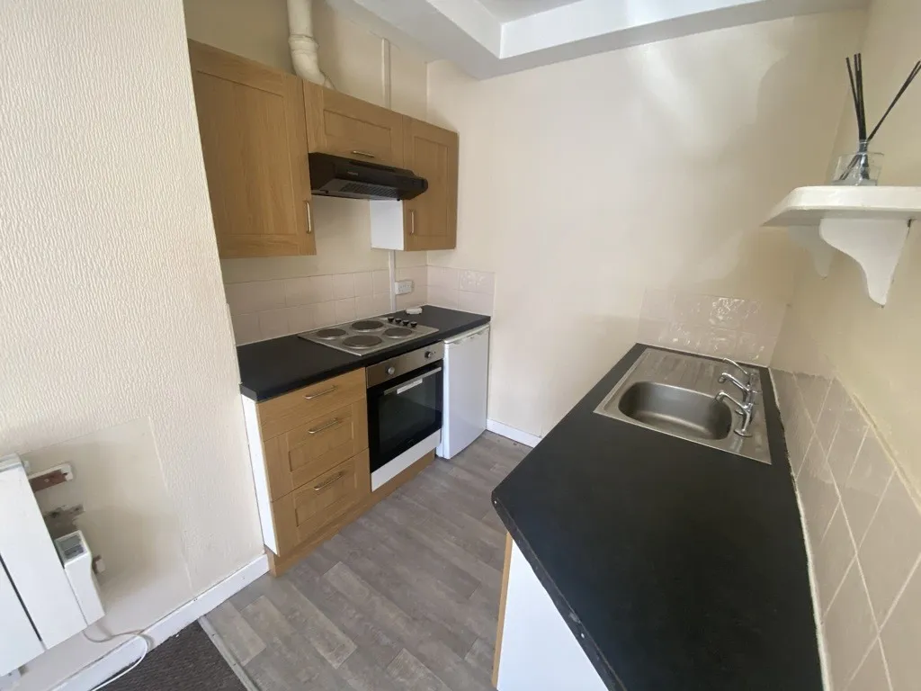 Flats 1-14, 1 & 3 Bath Street, Huddersfield, West Yorkshire, HD1 5BQ