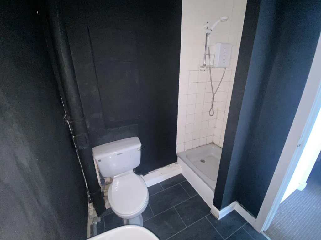 Flats 1-14, 1 & 3 Bath Street, Huddersfield, West Yorkshire, HD1 5BQ