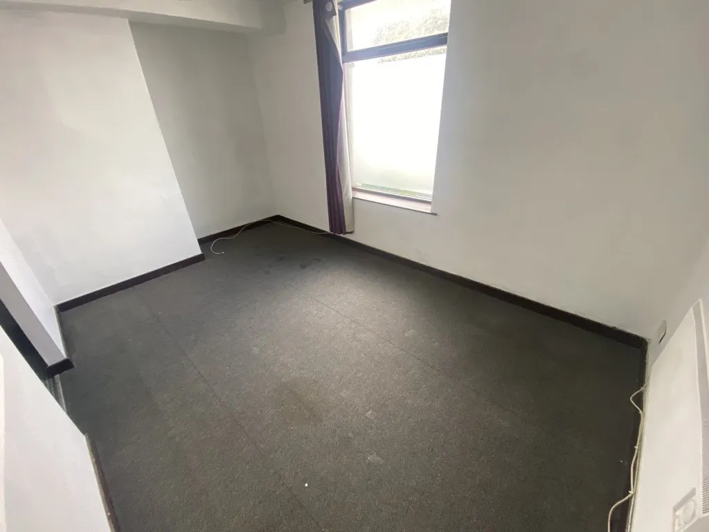 Flats 1-14, 1 & 3 Bath Street, Huddersfield, West Yorkshire, HD1 5BQ