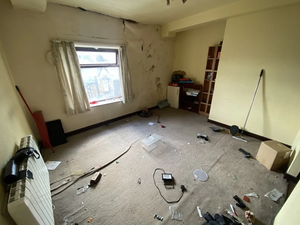 Flats 1-14, 1 & 3 Bath Street, Huddersfield, West Yorkshire, HD1 5BQ