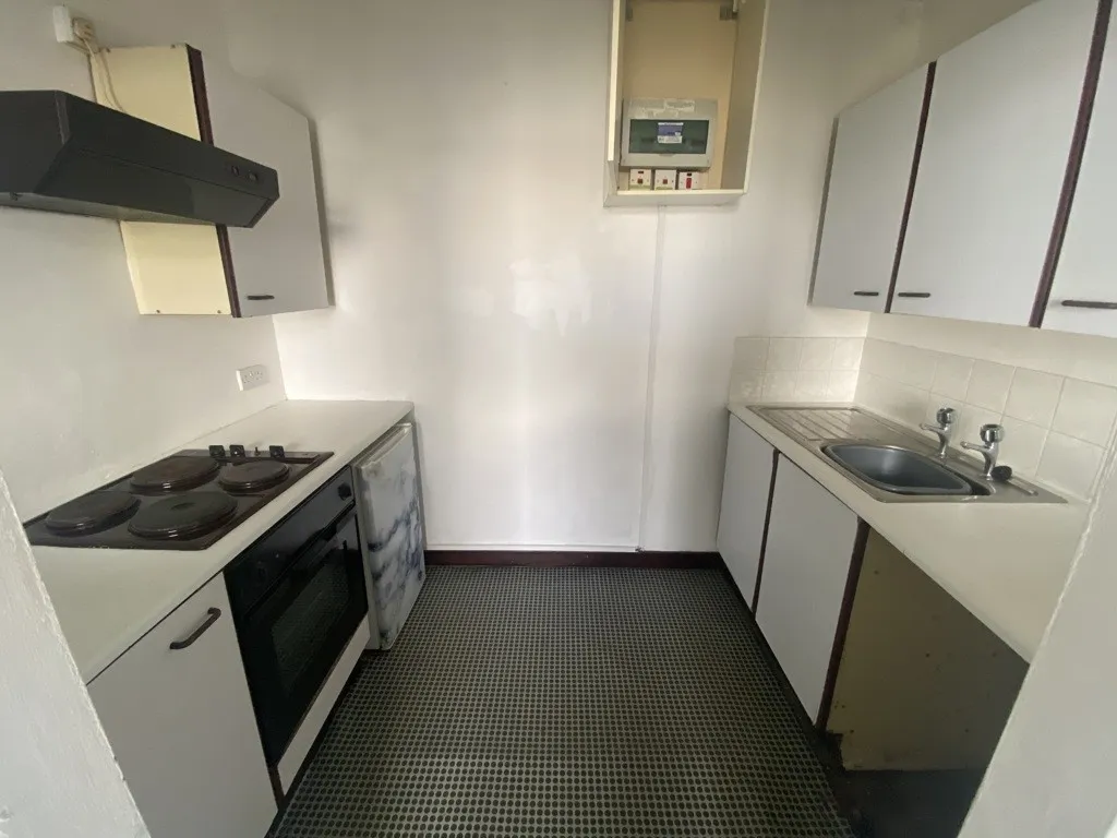 Flats 1-14, 1 & 3 Bath Street, Huddersfield, West Yorkshire, HD1 5BQ
