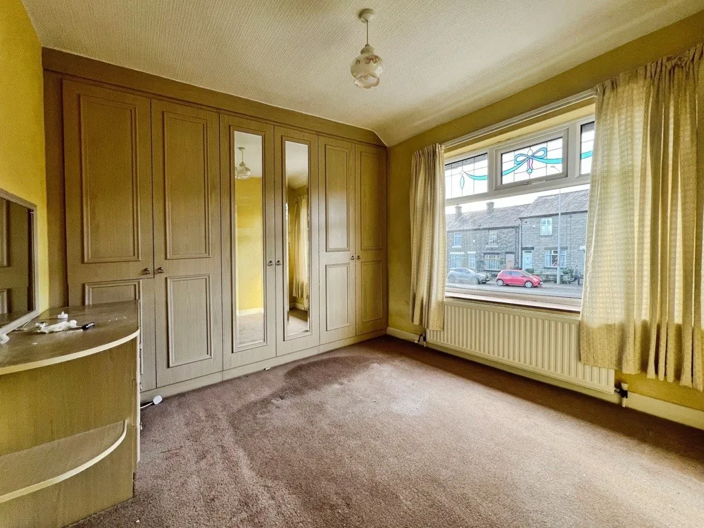 1052 Chorley Old Road, Bolton, Lancashire, BL1 5SE