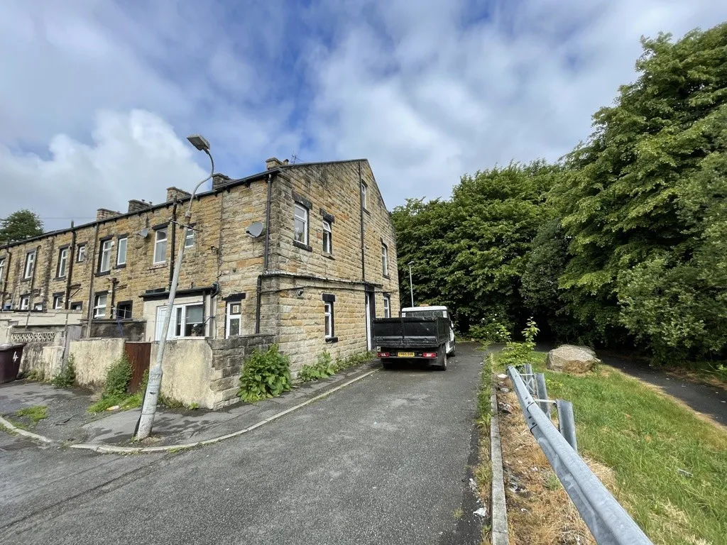 2A Clare Street, Burnley, Lancashire, BB11 4AT