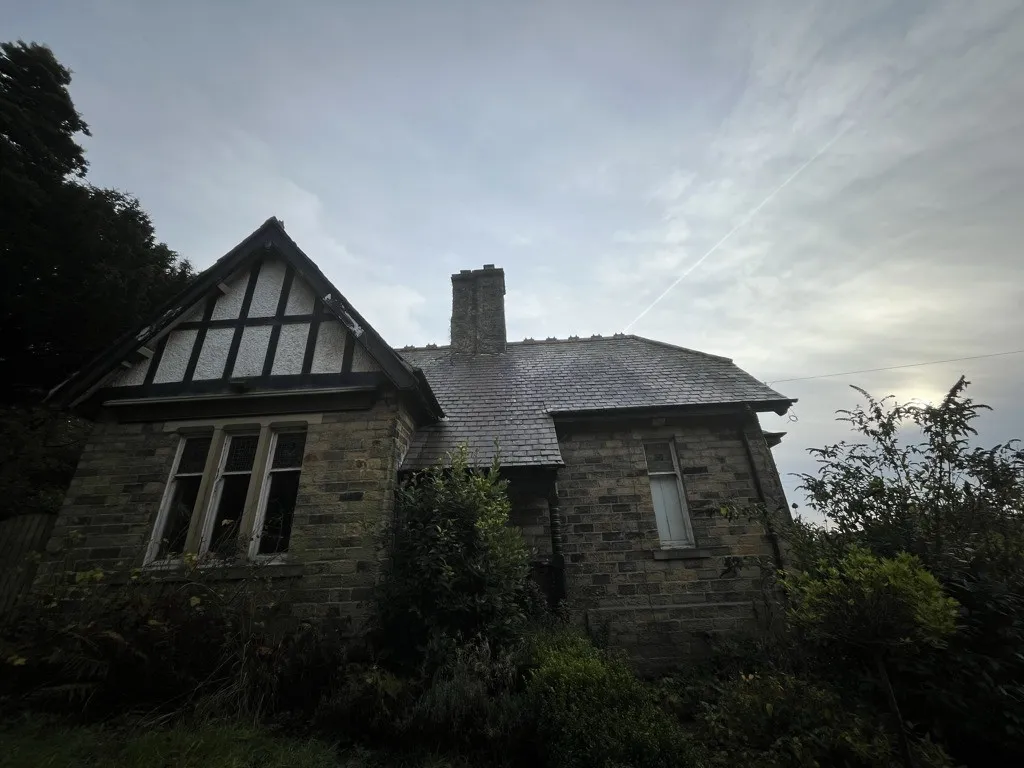 Prince Of Wales Park Lodge, Park Road, Bingley, West Yorkshire, BD16 4AF