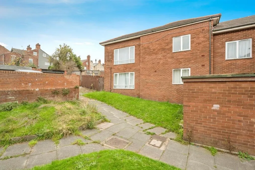 64 Queen Street, Balby, Doncaster, South Yorkshire, DN4 8AB