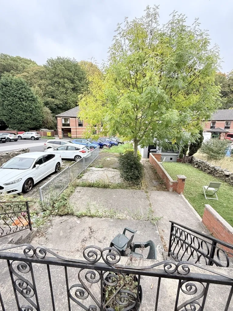 101 Station Road, Chapeltown, Sheffield, South Yorkshire, S35 2XF