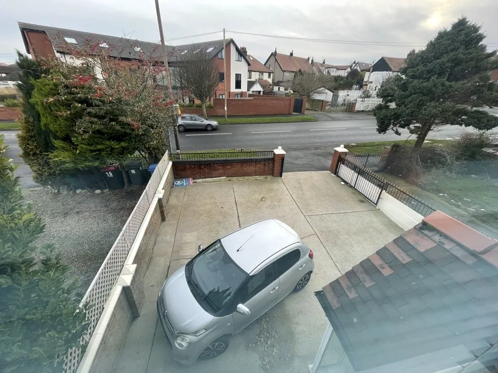 14 Newton Drive East, Blackpool, Lancashire, FY3 8QH