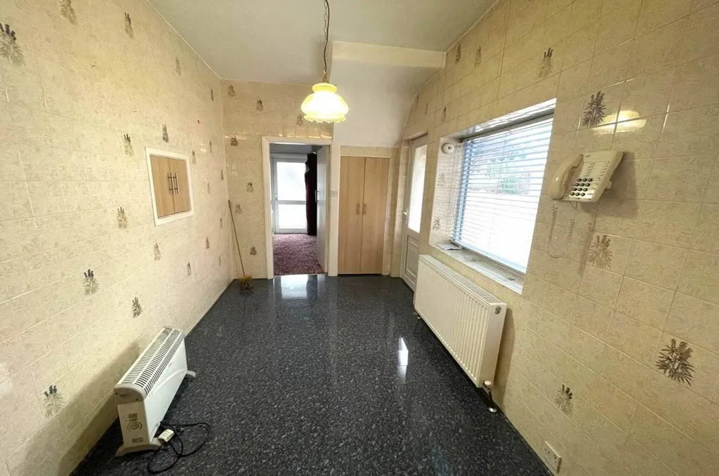 14 Newton Drive East, Blackpool, Lancashire, FY3 8QH