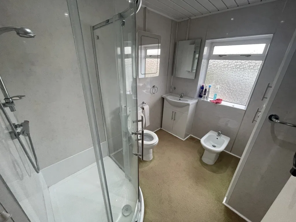 14 Newton Drive East, Blackpool, Lancashire, FY3 8QH