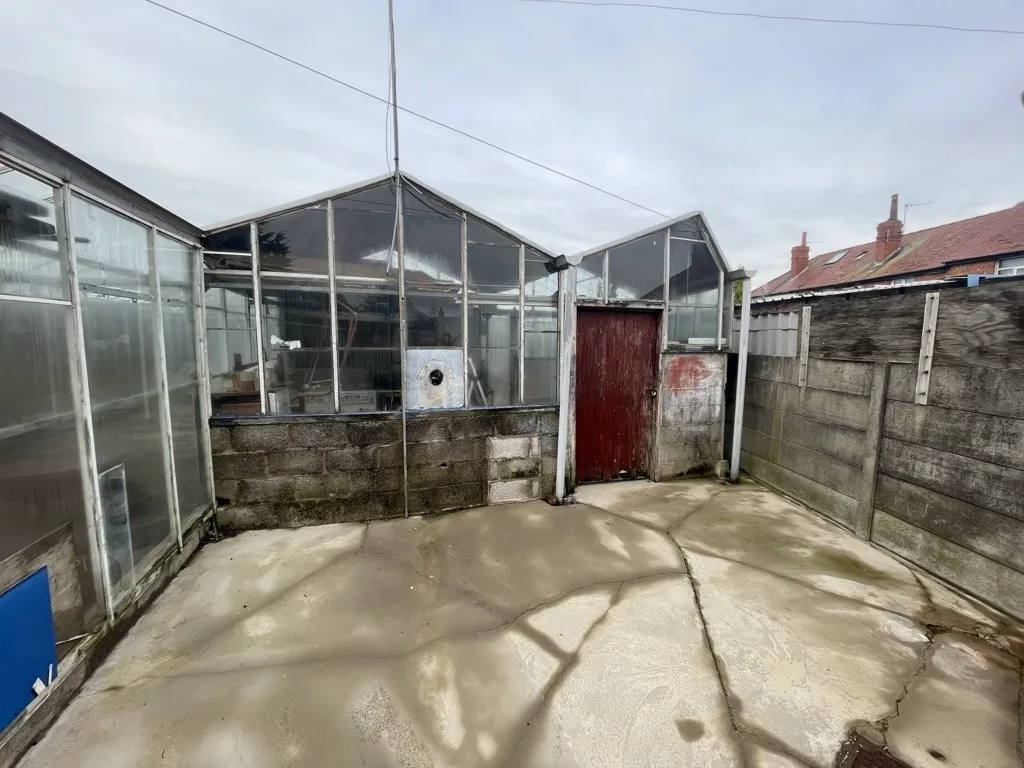 14 Newton Drive East, Blackpool, Lancashire, FY3 8QH