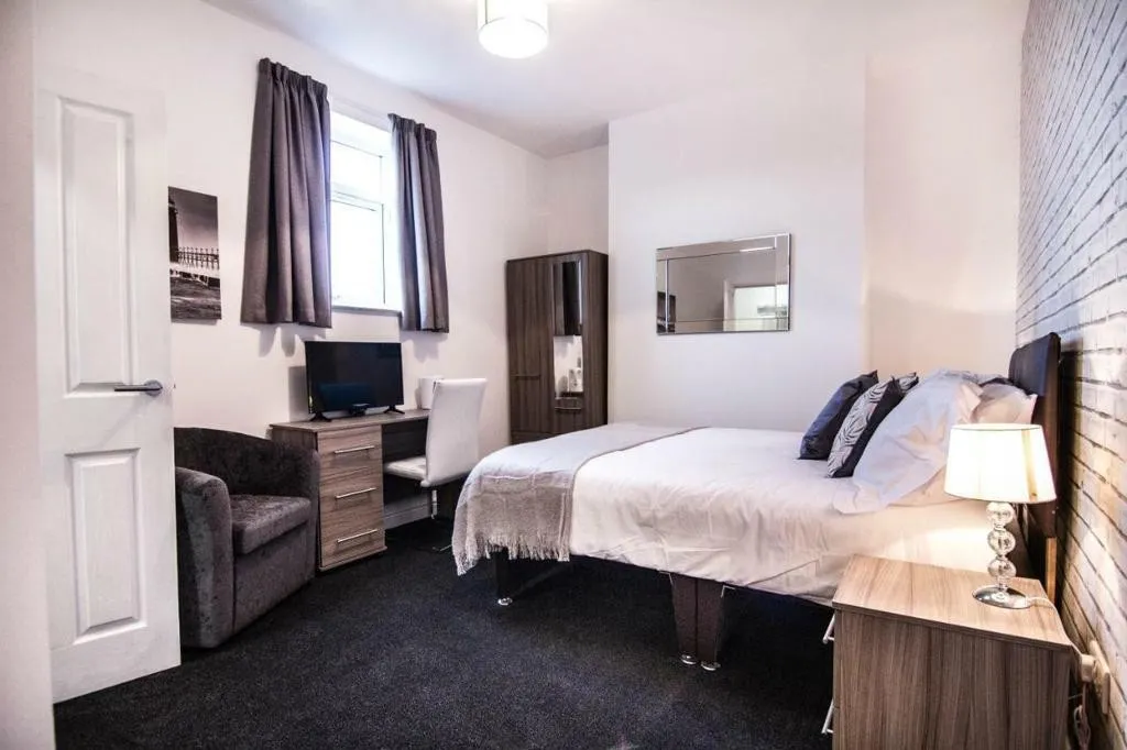 Wheatsheaf, 124 Hindpool Road, Barrow-In-Furness, Cumbria, LA14 1XZ