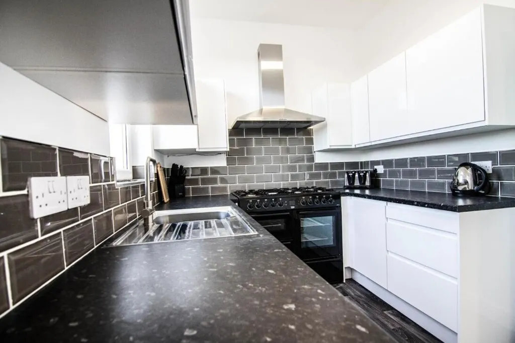 Wheatsheaf, 124 Hindpool Road, Barrow-In-Furness, Cumbria, LA14 1XZ