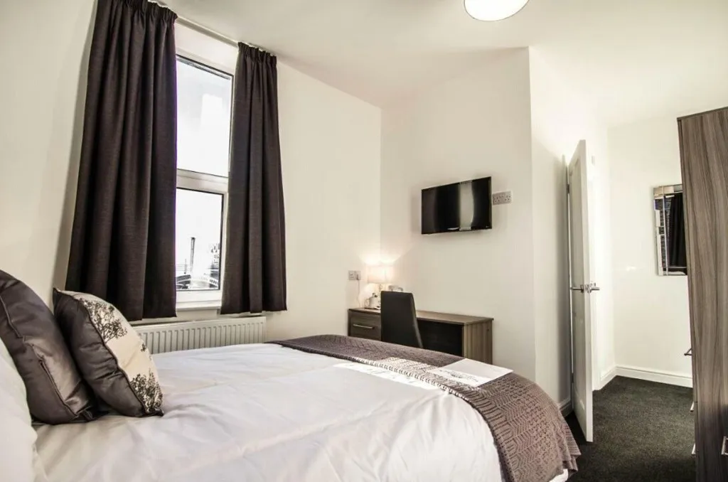 Wheatsheaf, 124 Hindpool Road, Barrow-In-Furness, Cumbria, LA14 1XZ