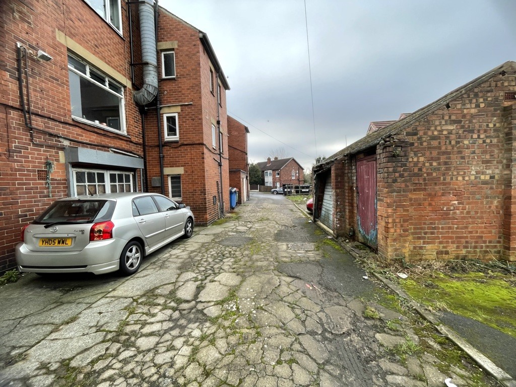162 / 164 Kirkstall Hill, Leeds, West Yorkshire, LS4 2SX