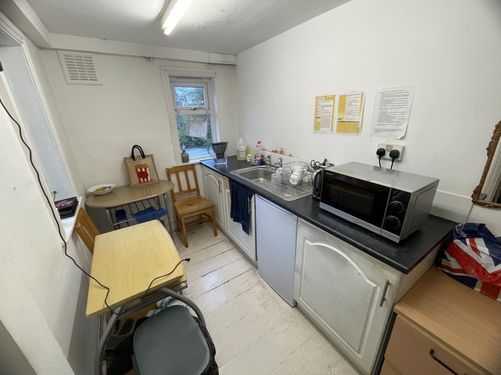 162 / 164 Kirkstall Hill, Leeds, West Yorkshire, LS4 2SX