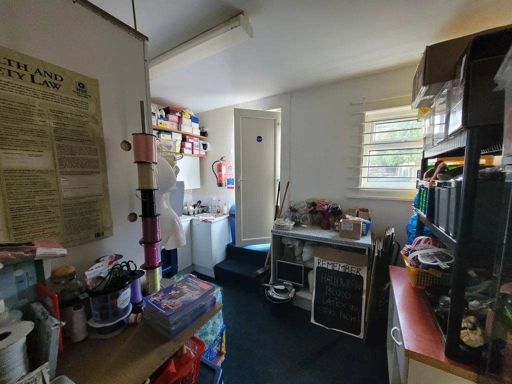 36 Worsley Road North, Manchester, Greater Manchester M28 3GW