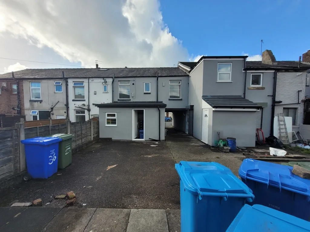 36 Worsley Road North, Manchester, Greater Manchester M28 3GW