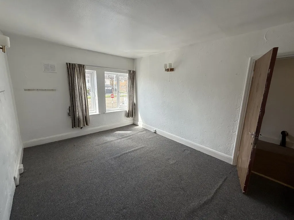 177/177a White Lane, Gleadless, Sheffield, South Yorkshire, S12 3GF