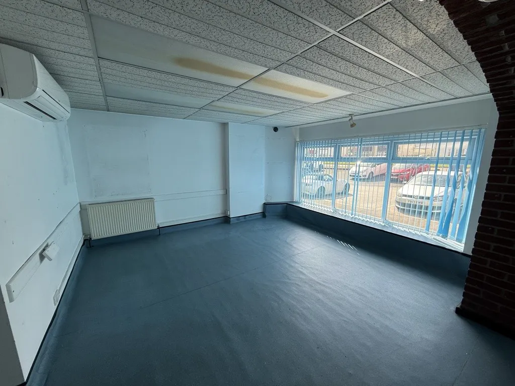 177/177a White Lane, Gleadless, Sheffield, South Yorkshire, S12 3GF