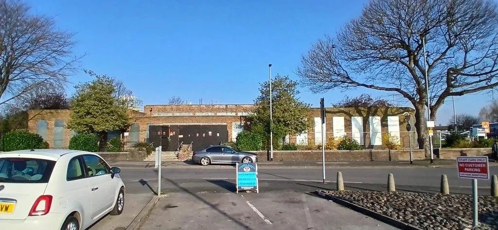 Former Crossgates Library, Farm Road, Leeds, West Yorkshire, LS15 7LB