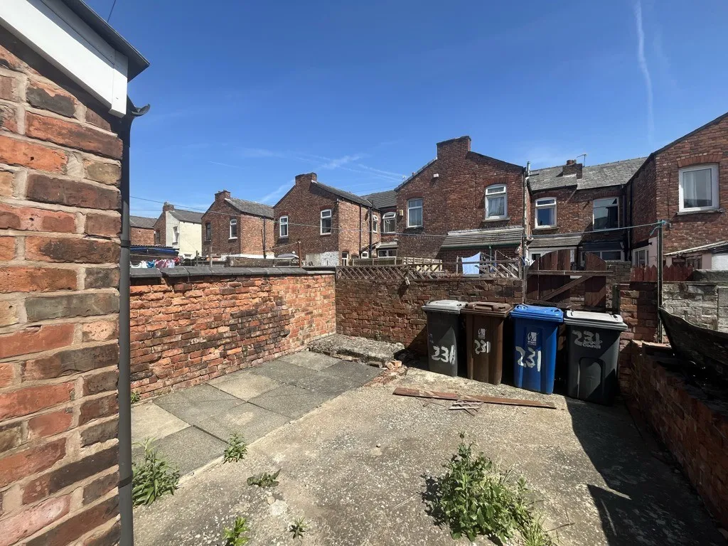 231 Gidlow Lane, Wigan, Lancashire, WN6 7BW