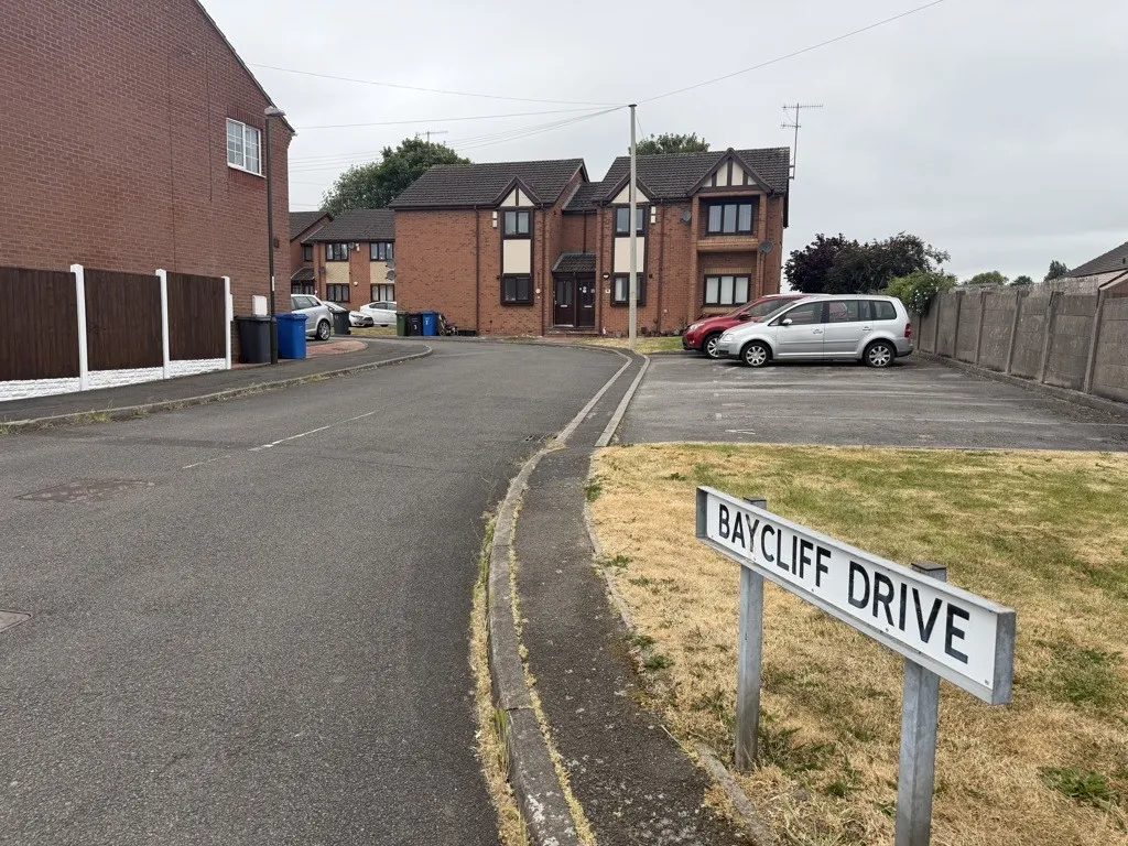 Ground Rents At Alford Close & Baycliffe Drive , Chesterfield, Derbyshire, S40 1YP