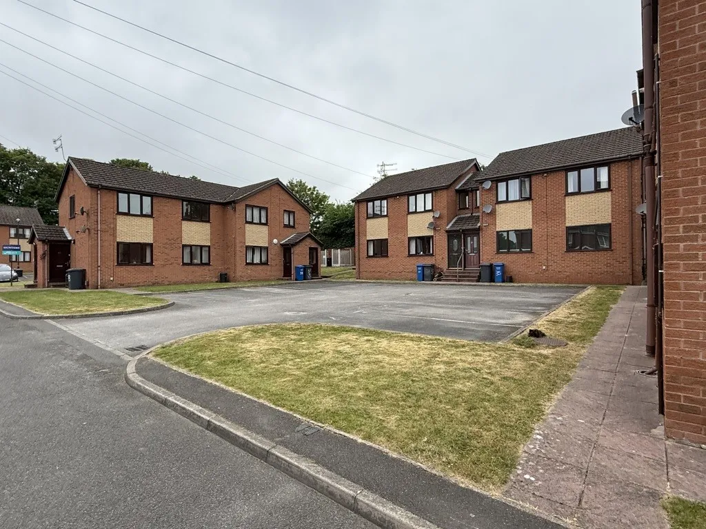 Ground Rents At Alford Close & Baycliffe Drive , Chesterfield, Derbyshire, S40 1YP