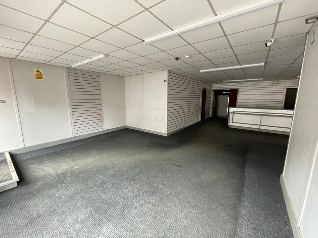 71 Huddersfield Road, Elland, West Yorkshire, HX5 9AA