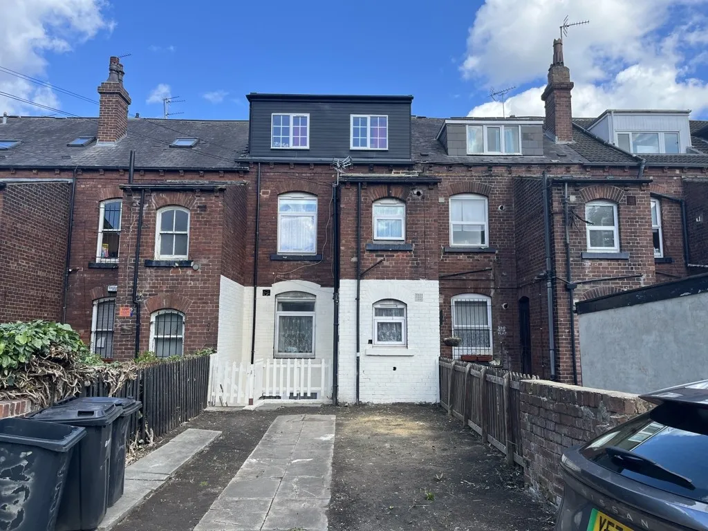 238 Dewsbury Road, Leeds, West Yorkshire, LS11 6ER