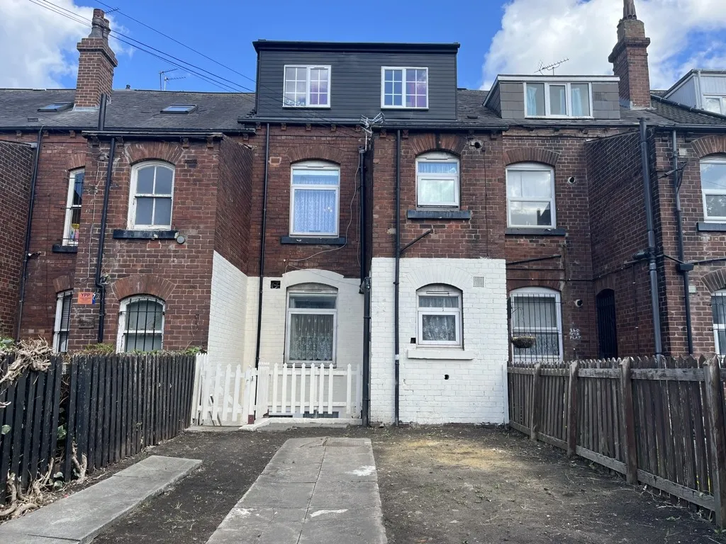238 Dewsbury Road, Leeds, West Yorkshire, LS11 6ER