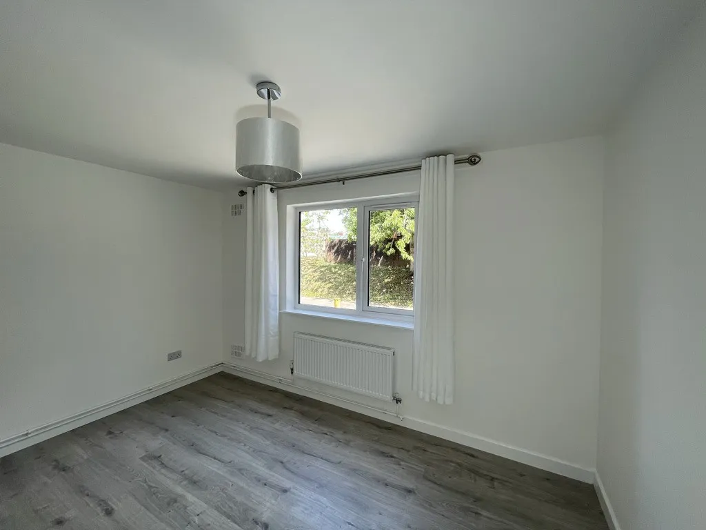 17 Montrose Court, Chester, Cheshire, CH4 8BD