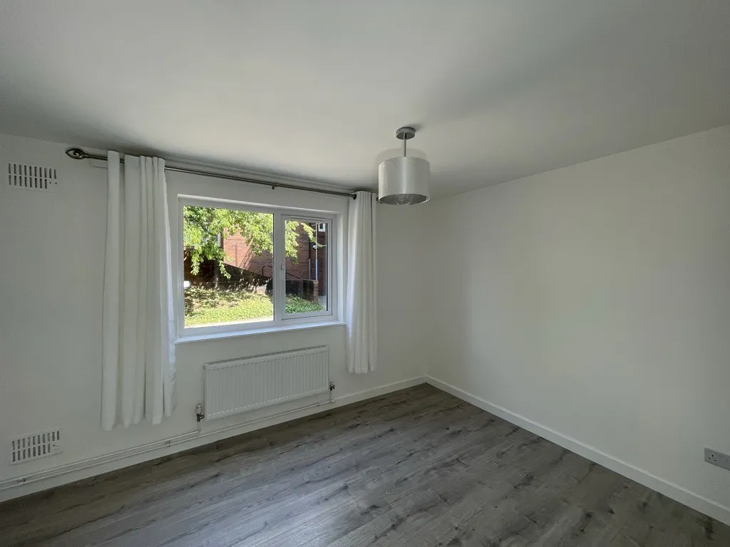 17 Montrose Court, Chester, Cheshire, CH4 8BD
