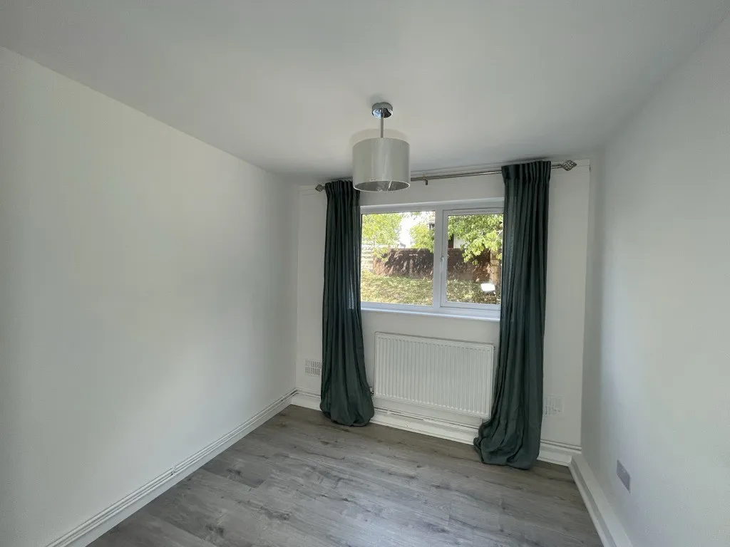 17 Montrose Court, Chester, Cheshire, CH4 8BD