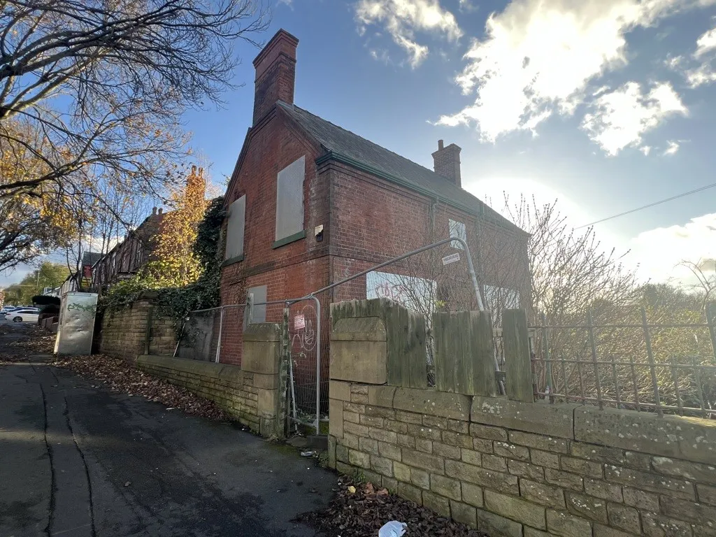 212 Darnall Road, Sheffield, South Yorkshire, S9 5AF