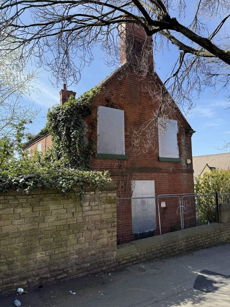 212 Darnall Road, Sheffield, South Yorkshire, S9 5AF