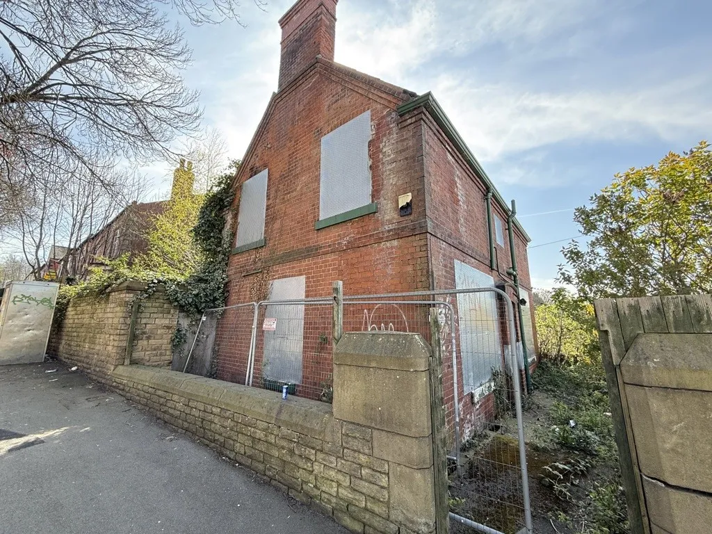 212 Darnall Road, Sheffield, South Yorkshire, S9 5AF