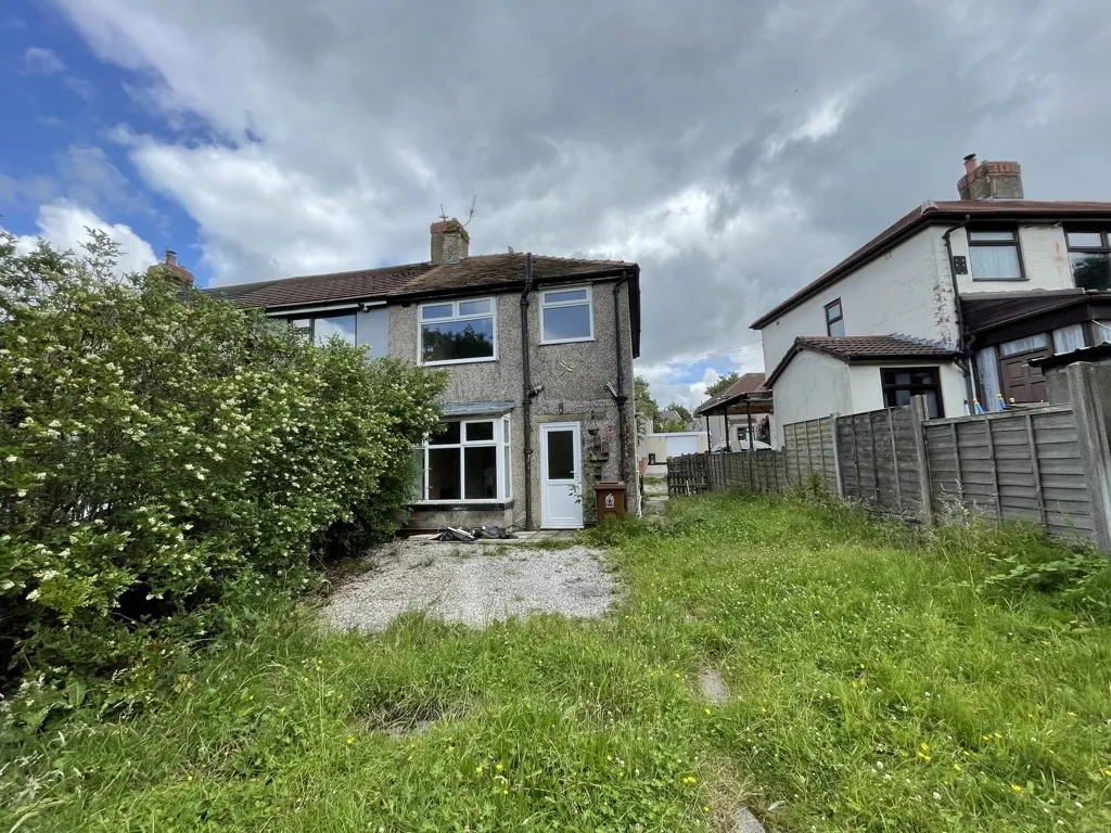12 Lindadale Avenue, Accrington, Lancashire, BB5 0NG