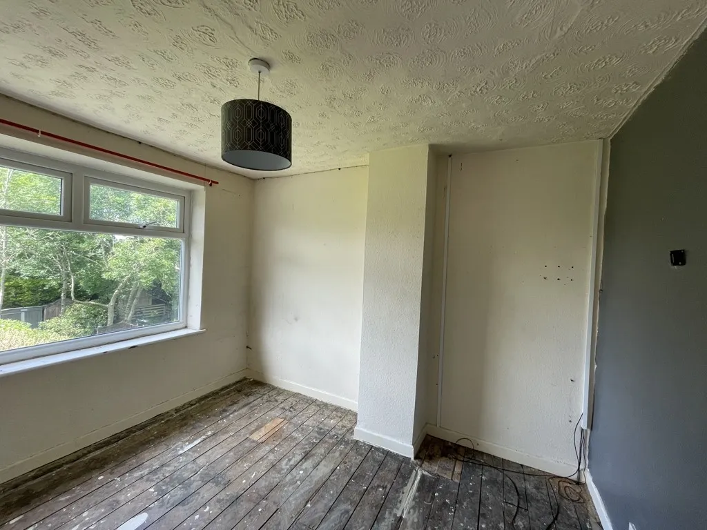 12 Lindadale Avenue, Accrington, Lancashire, BB5 0NG